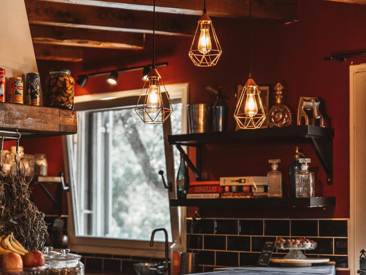 La Petite Auberge De Virginie Bédouès Exterior foto