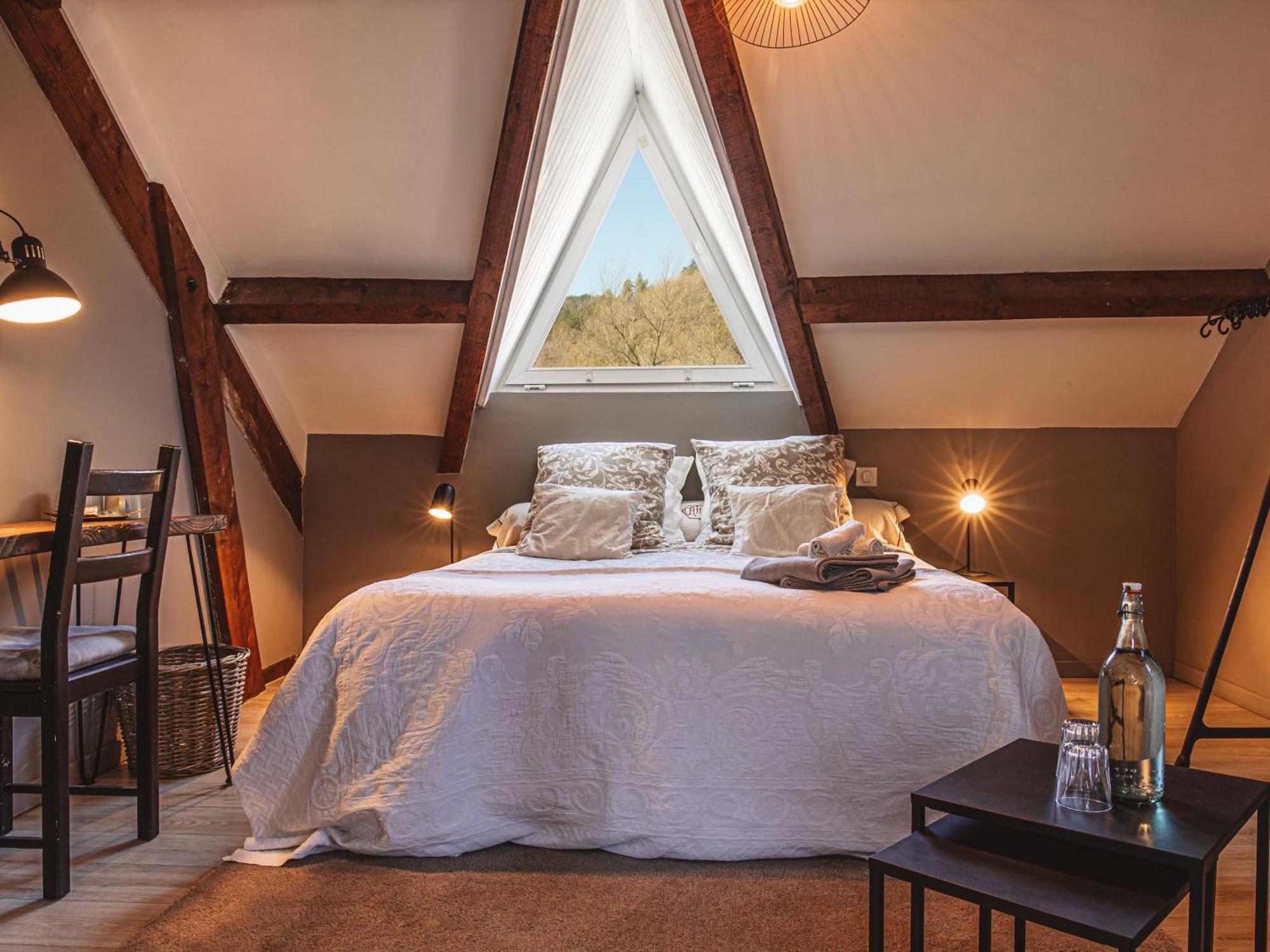 La Petite Auberge De Virginie Bédouès Exterior foto
